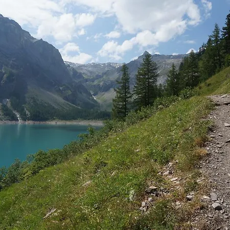 Valais - By La Sittelle Bed and breakfast 3*