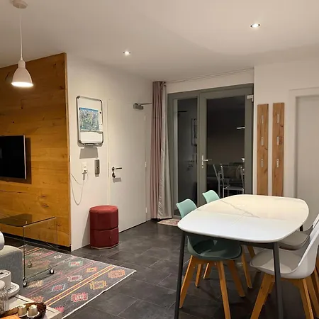 Bed & Breakfast Valais - By La Sittelle Grimisuat
