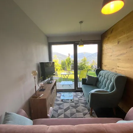 לינה וארוחת בוקר Valais - By La Sittelle 3*